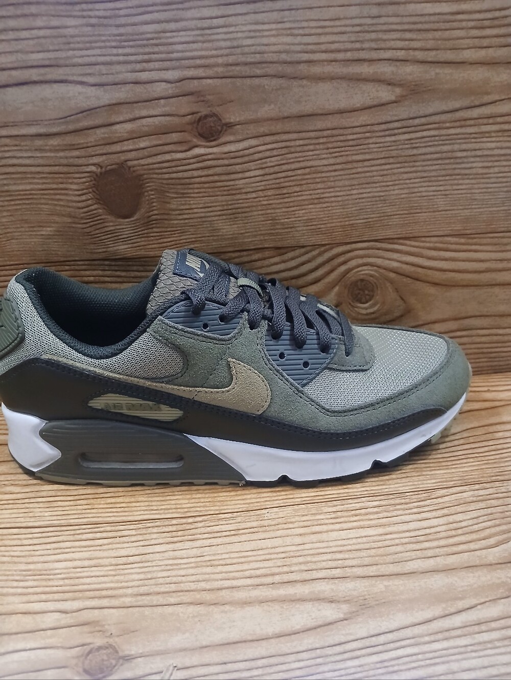 Nike Air Max 90 DM0029-200 Men's Olive and Black Low-Top Sneakers